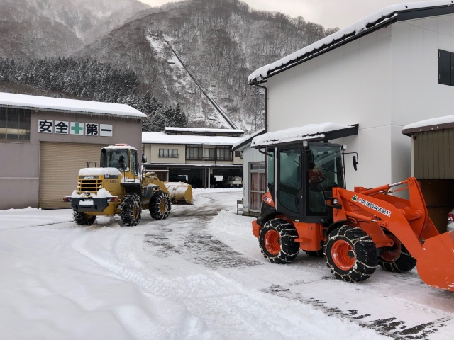 除雪車、やっと出番です٩( ''ω'' )و