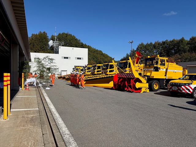 高速道路 雪氷対策作業 出陣式!!